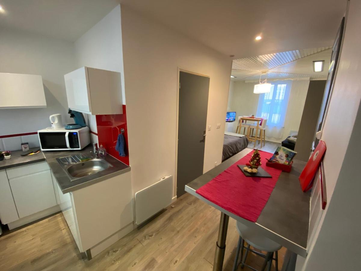 Au Bouquet Troyen - Wifi - Calme Et Tranquillite Apartment Troyes Exterior photo