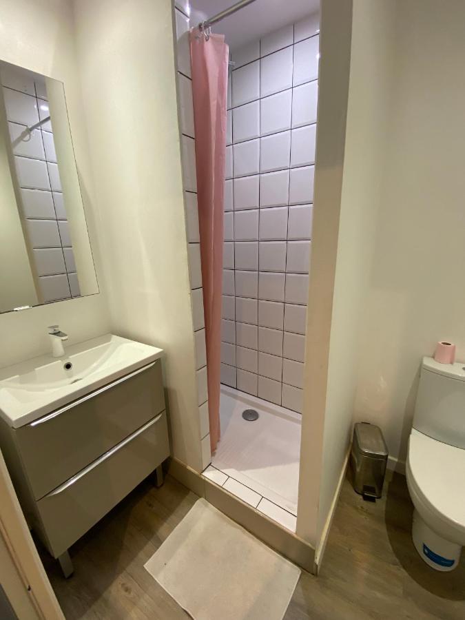 Au Bouquet Troyen - Wifi - Calme Et Tranquillite Apartment Troyes Exterior photo