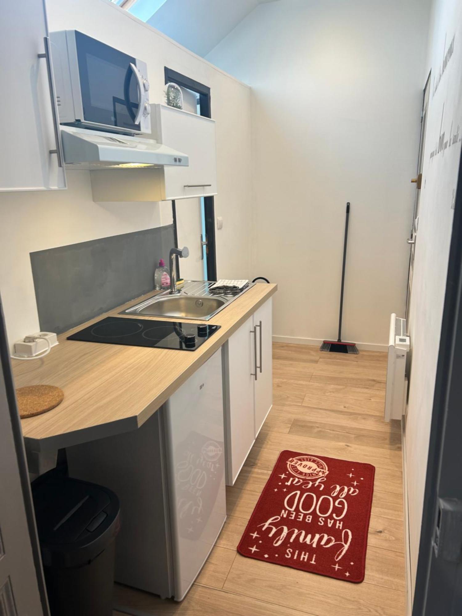 Au Bouquet Troyen - Wifi - Calme Et Tranquillite Apartment Troyes Exterior photo