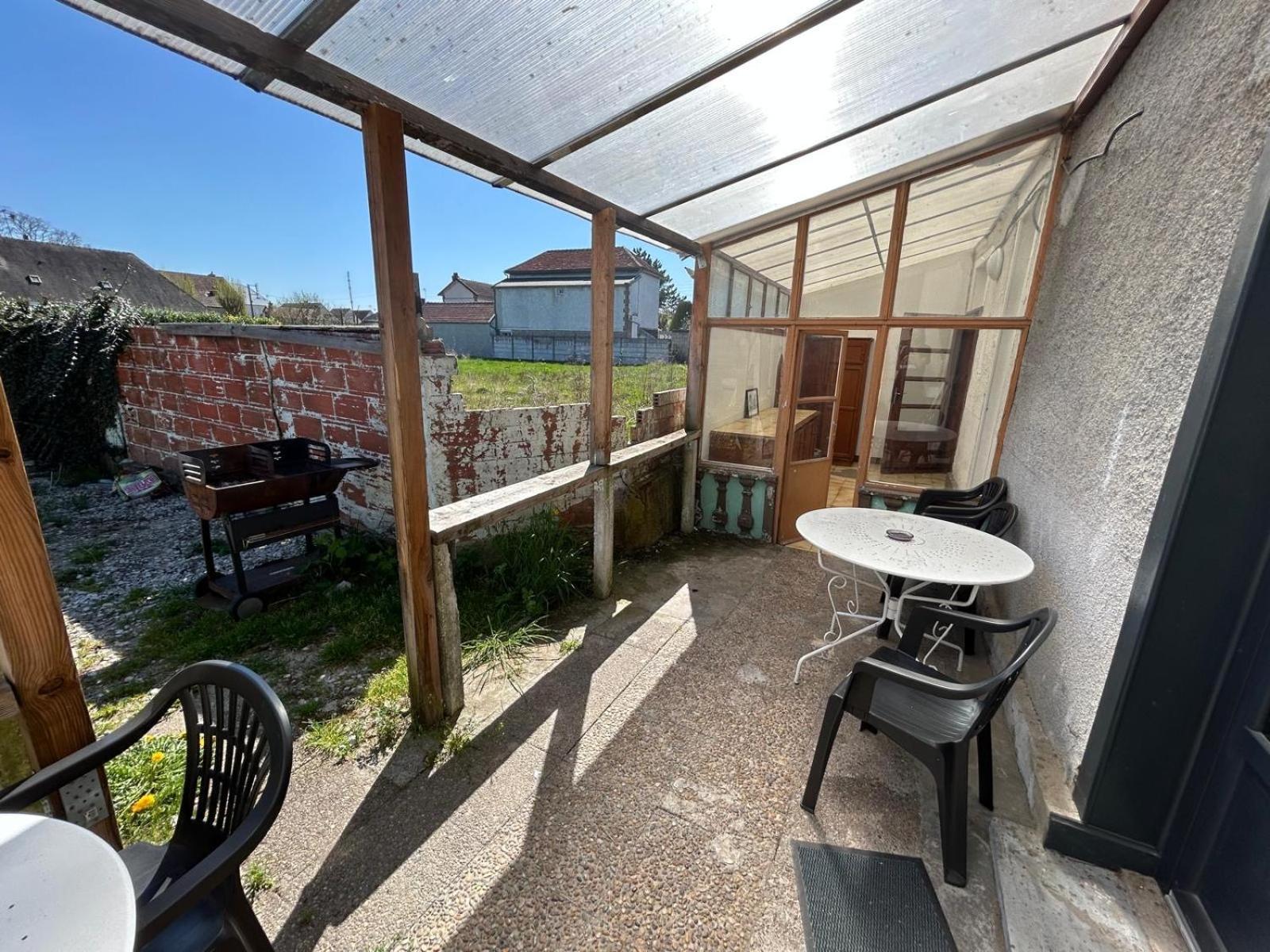Au Bouquet Troyen - Wifi - Calme Et Tranquillite Apartment Troyes Exterior photo